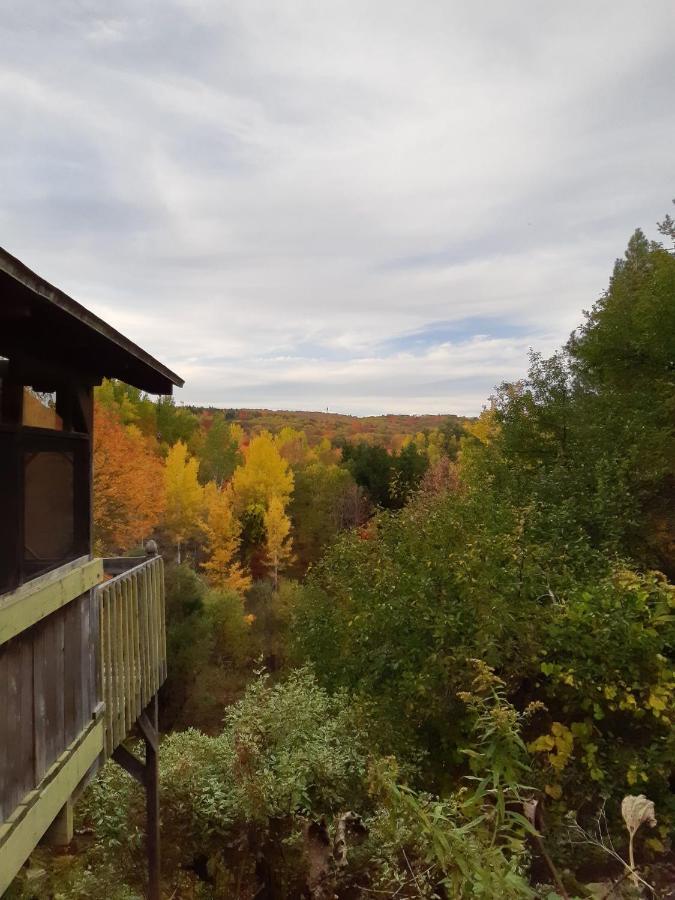 ホテル Auberge Ma Maison Sainte-Melanie エクステリア 写真