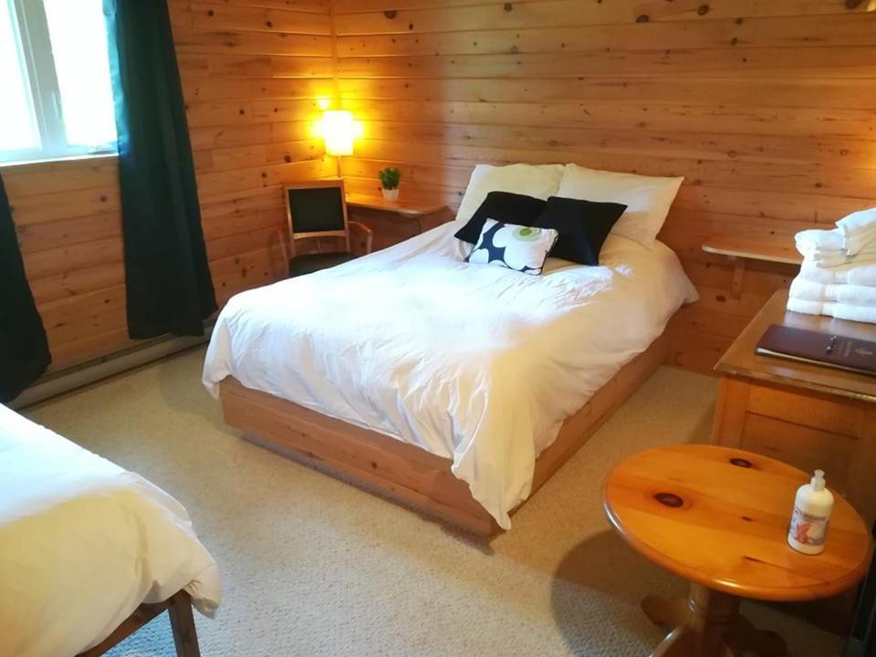 Auberge Ma Maison Sainte-Melanie エクステリア 写真